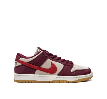 Nike SB Dunk Low x Skate Like a Girl